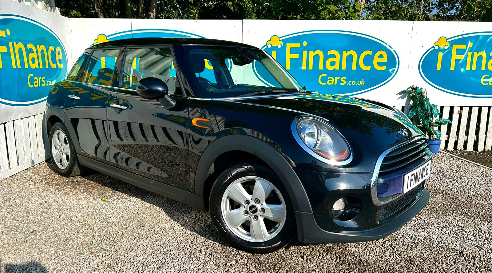 Used Mini Hatch 1.5 TD Cooper D (s/s), 2017, Manual, 5 Door Hatchback ...