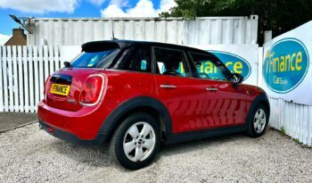 Mini Hatch 1.5 TD Cooper D (s/s), 2017, Manual, 5 Door Hatchback full