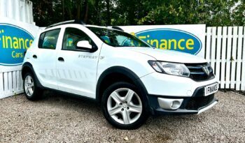 Dacia Sandero Stepway 1.5 dCi Laureate, 2016, Manual, 5 Door Hatchback full