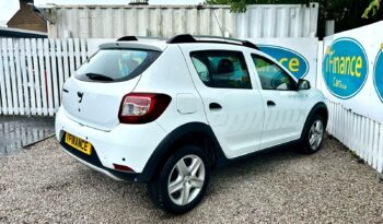 Dacia Sandero Stepway 1.5 dCi Laureate, 2016, Manual, 5 Door Hatchback full