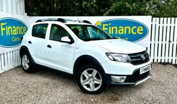 Dacia Sandero Stepway 1.5 dCi Laureate, 2016, Manual, 5 Door Hatchback full