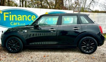 Mini Hatch 1.5 Cooper (s/s), 2015, Manual, 5 Door Hatchback full