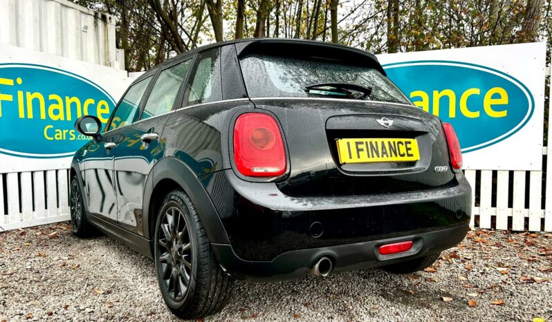 Mini Hatch 1.5 Cooper (s/s), 2015, Manual, 5 Door Hatchback full