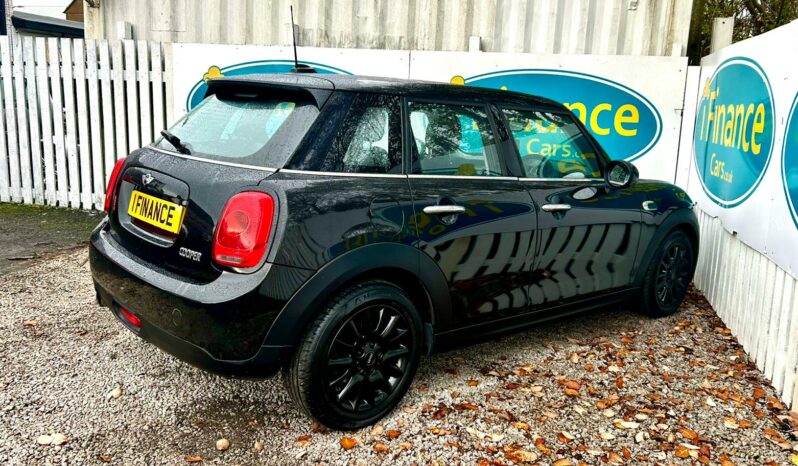 Mini Hatch 1.5 Cooper (s/s), 2015, Manual, 5 Door Hatchback full