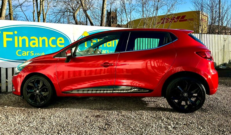 Renault Clio 0.9 TCe Iconic, 2018, Manual, 5 Door Hatchback full