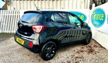 Hyundai i10 1.0 Premium, 2018, Manual, 5 Door Hatchback full