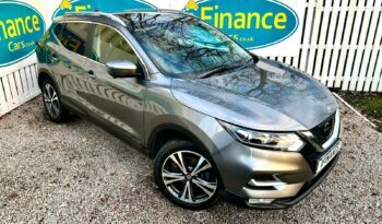 Nissan Qashqai 1.2 DIG-T N-Connecta, 2017, Manual, 5 Door Hatchback full