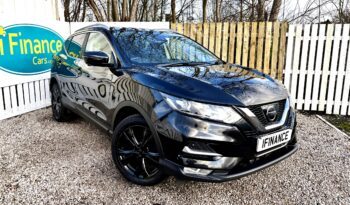 Nissan Qashqai 1.5 dCi N-Connecta, 2017, Manual, 5 Door Hatchback full