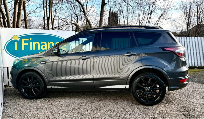 Ford Kuga 2.0 TDCi ST-Line (s/s), 2018, Manual, 5 Door Hatchback full